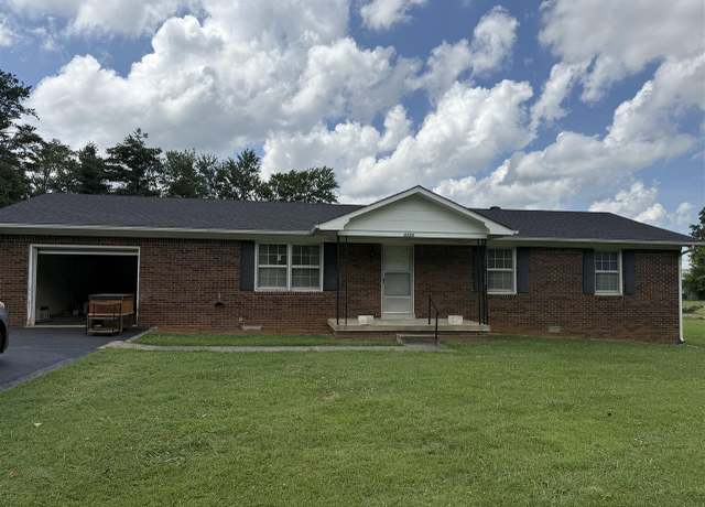 Property at 4324 Diddle Dr, Bowling Green, KY 42101, 3 beds, 1.5 baths