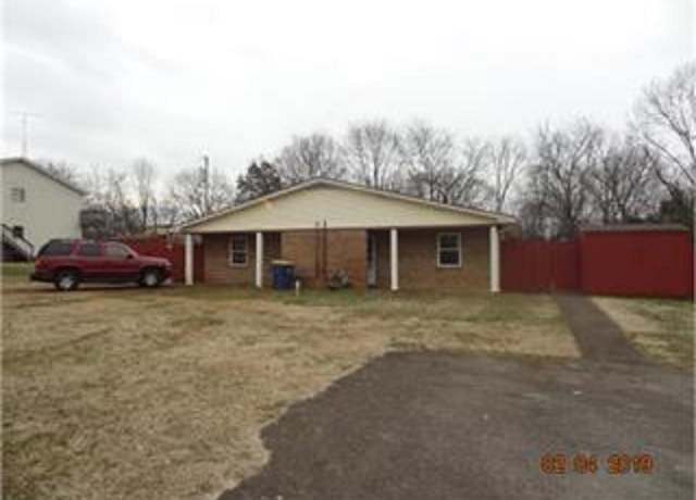 Property at 2136 Stonebrook Ct, Bowling Green, KY 42101