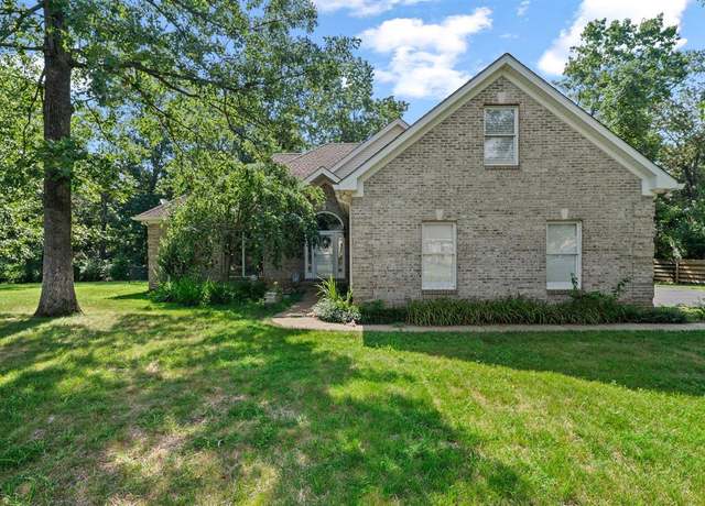Property at 3407 Red Oak Dr, Bowling Green, KY 42104, 3 beds, 2.5 baths