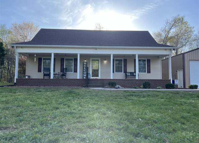 Property at 1727 Sharpes Garden Rd, Russellville, KY 42276, 4 beds, 2.5 baths