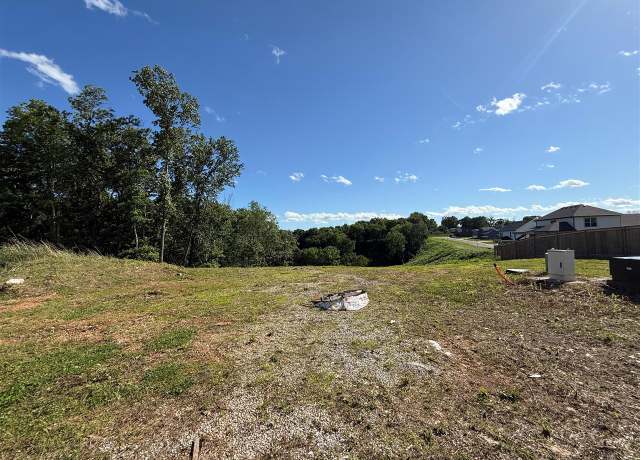 Property at 2062 Annapolis Ln, Bowling Green, KY 42103