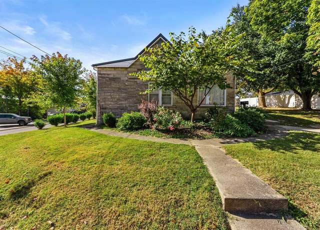 Property at 306 E Main St, Glasgow, KY 42141, 5 beds, 5 baths