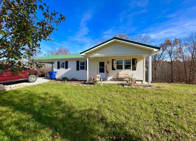 Property at 368 Inez Pruitt Rd, Greensburg, KY 42743, 2 beds, 1 bath