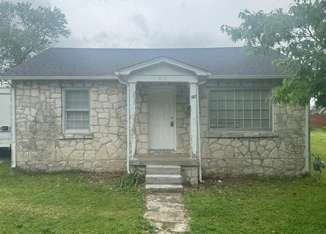 Property at 912 Avery Dr, Bowling Green, KY 42104, 2 beds, 1 bath