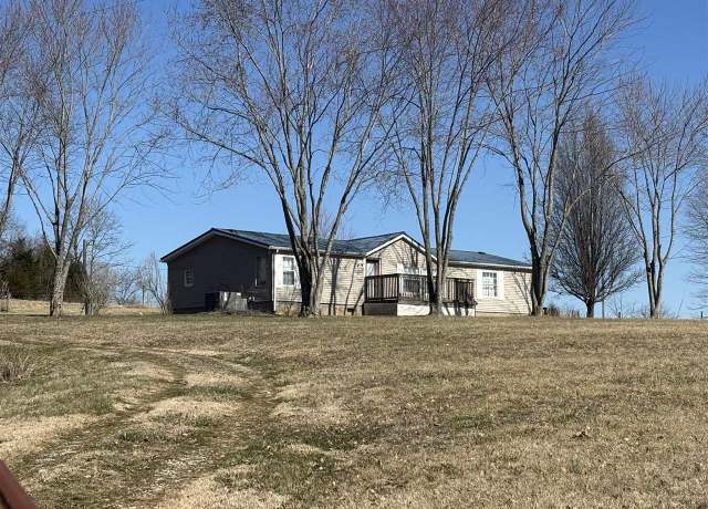 Property at 27289 Louisville Rd, Cave City, KY 42127, 3 beds, 2 baths