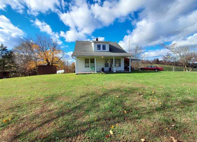 Property at 2802 Mell Ridge Rd, Greensburg, KY 42743, 2 beds, 1 bath