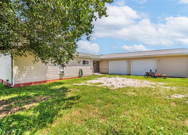 Property at 860 Howser Rd, Smiths Grove, KY 42171, 4 beds, 2.5 baths