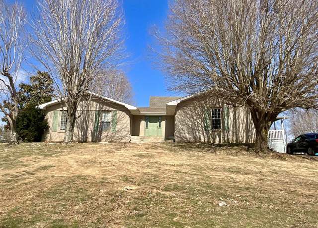 Property at 140 Morgantown Rd, Brownsville, KY 42210, 4 beds, 3 baths