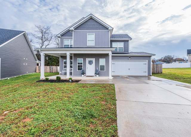 Property at 7195 Weatherstone Blvd, Bowling Green, KY 42101, 3 beds, 2.5 baths