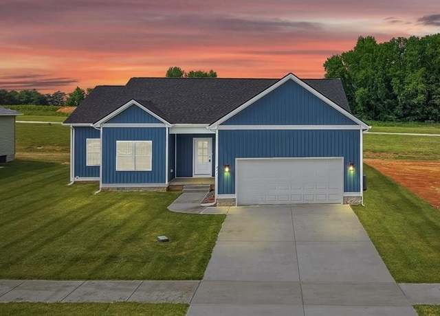 Property at 211 Goldenrod St, Franklin, KY 42134, 4 beds, 2 baths