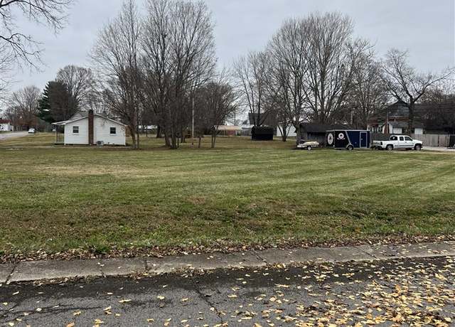 Property at 110 Second St, Smiths Grove, KY 42171