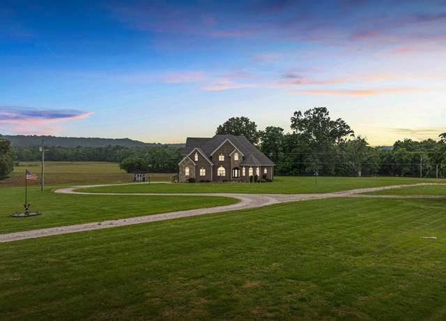 Property at 12231 Lewisburg Rd, Lewisburg, KY 42256, 5 beds, 3.5 baths