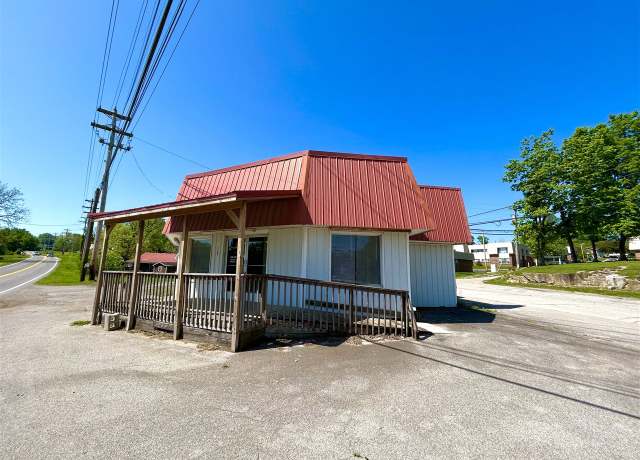 Property at 1137 Old Glasgow Rd, Scottsville, KY 42164, 1 bed, 0.5 baths