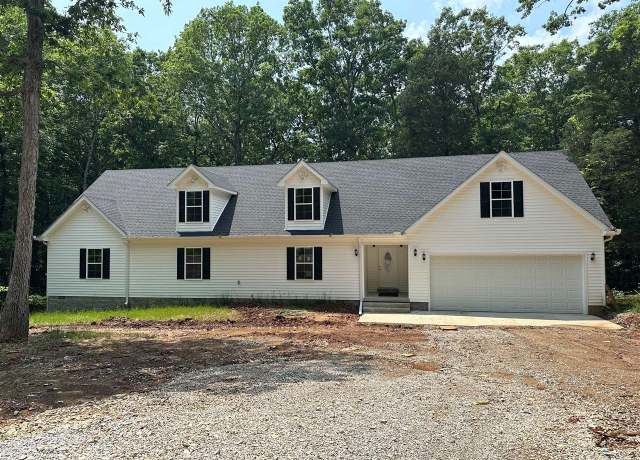 Property at 320 Jenkins Rd, Bowling Green, KY 42101, 4 beds, 3 baths