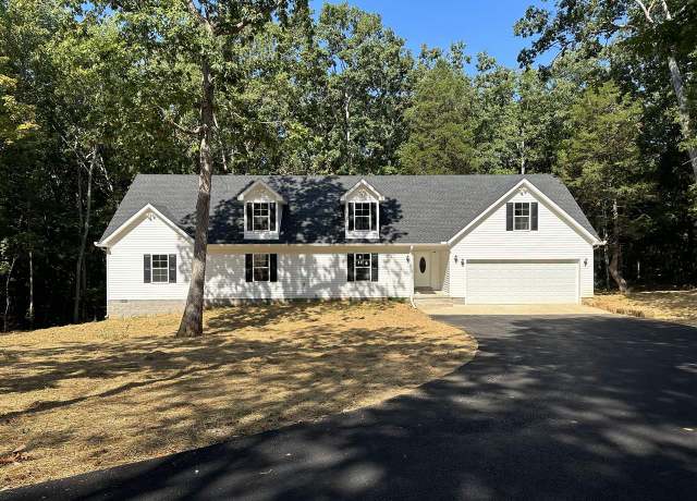 Property at 320 Jenkins Rd, Bowling Green, KY 42101, 4 beds, 3 baths