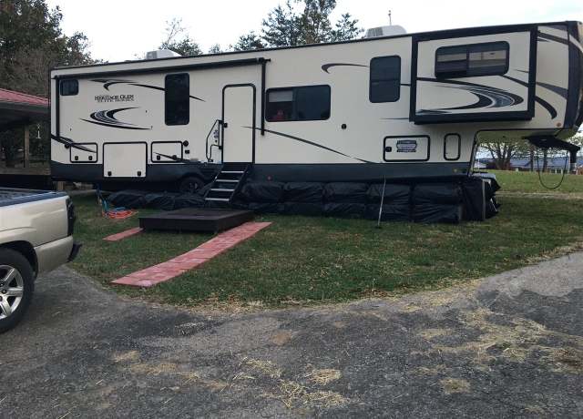 Property at 5150 Nolin Dam Rd, Mammoth Cave, KY 42259