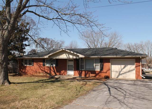 Property at 2211 Walnut St, Bowling Green, KY 42101, 3 beds, 2 baths