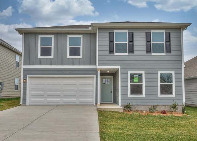 Property at 453 Standard Ave, Bowling Green, KY 42101, 4 beds, 2.5 baths