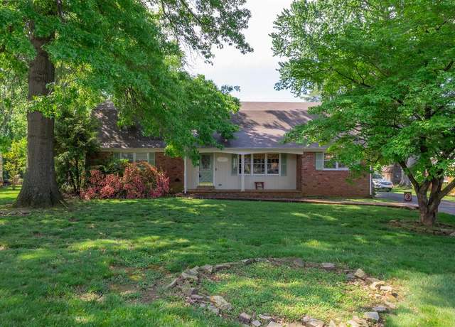 Property at 809 Ridgecrest Way, Bowling Green, KY 42104, 4 beds, 3 baths