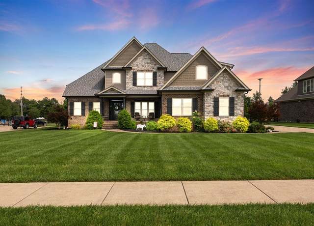 Property at 82 Pikes Peak Way, Bowling Green, KY 42104, 5 beds, 3 baths
