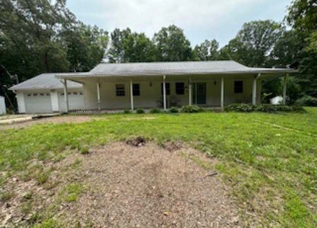 Property at 3646 Berry Store Rd, Smiths Grove, KY 42171, 3 beds, 2 baths