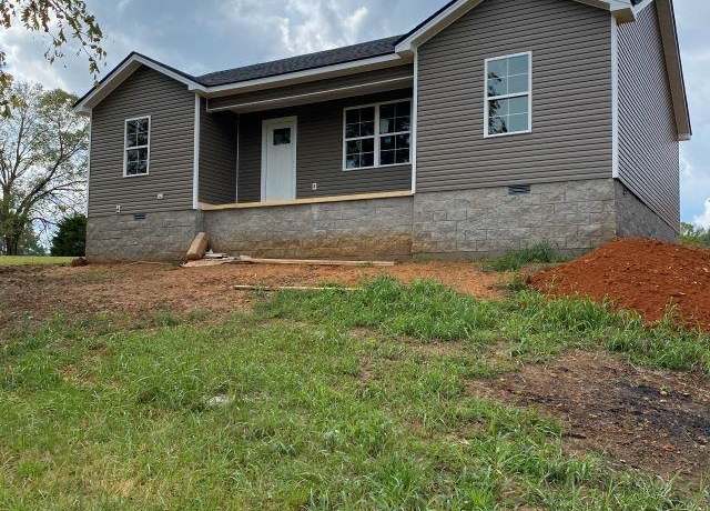Property at 315 Clifton Church Rd, Scottsville, KY 42164, 3 beds, 2 baths