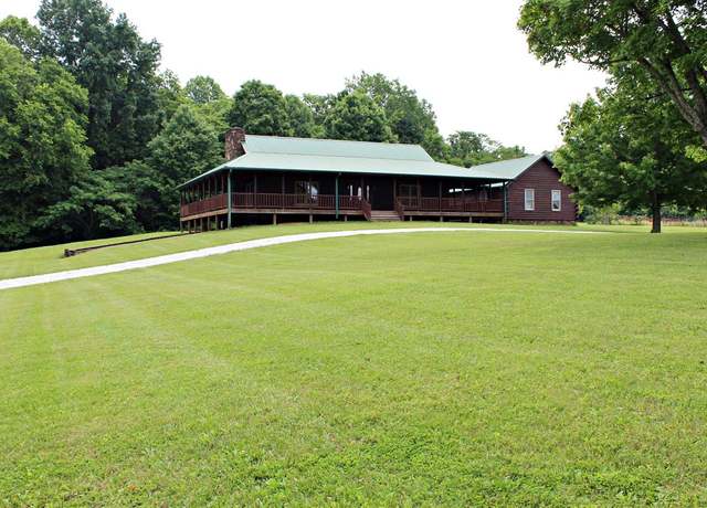 Property at 1915 Little Clifty Rd, Big Clifty, KY 42712, 3 beds, 2.5 baths