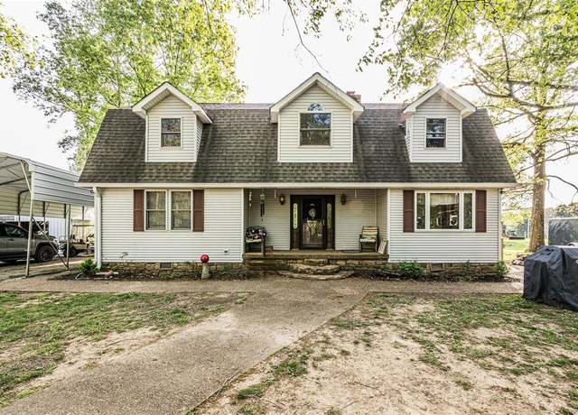 Property at 620 Sutton Ln, Beech Creek, KY 42321, 3 beds, 2 baths