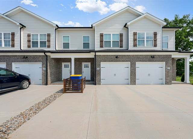 Property at 585 Yulan Cir, Bowling Green, KY 42104, 2 beds, 2.5 baths