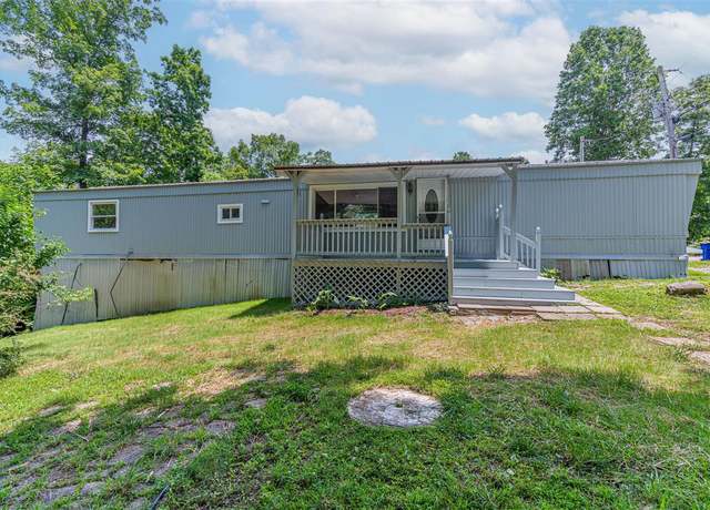 Property at 220 Lakeshore Dr, Mammoth Cave, KY 42259, 3 beds, 2 baths