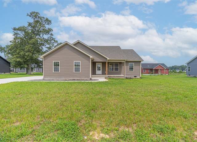 Property at 213 Greenbriar Ln, Smiths Grove, KY 42171, 3 beds, 2 baths