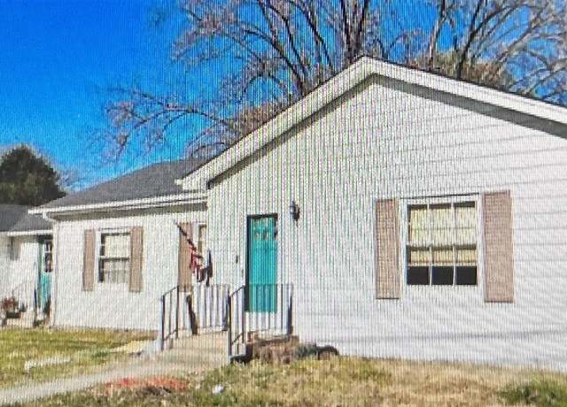 Property at 108 Cedar St, Glasgow, KY 42141, 3 beds, 1 bath