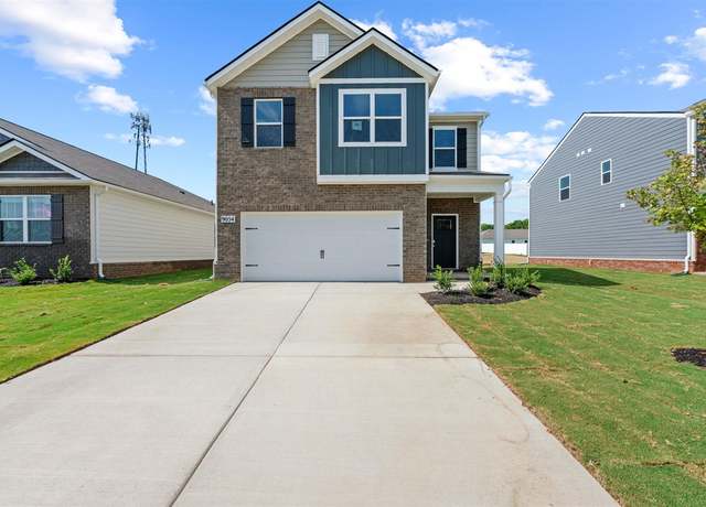 Property at 9054 Bluestem Cir, Bowling Green, KY 42104, 4 beds, 2.5 baths