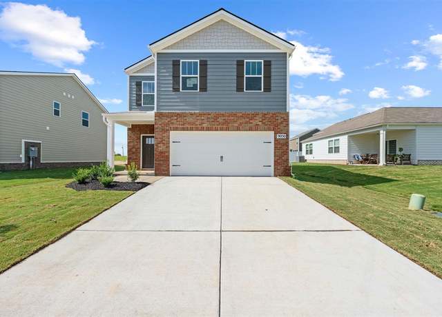 Property at 9050 Bluestem Cir, Bowling Green, KY 42104, 4 beds, 2.5 baths