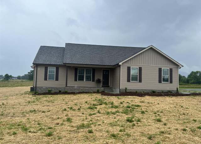 Property at 441 Greenbriar Ln, Smiths Grove, KY 42171, 3 beds, 2 baths