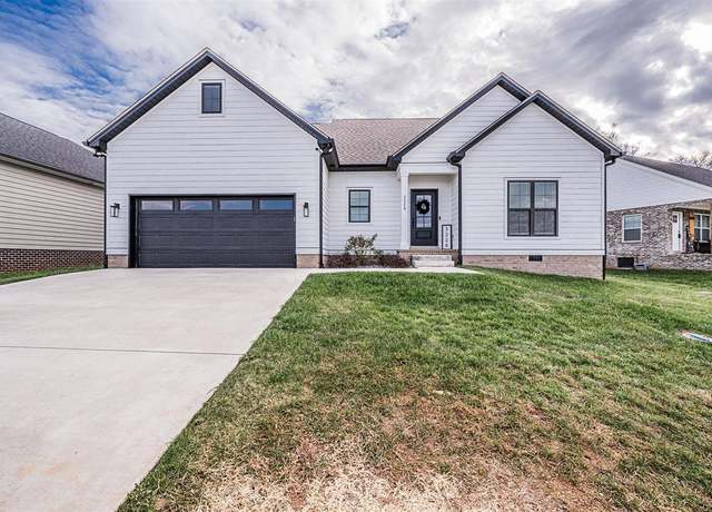 Property at 3228 South Oaks St, Bowling Green, KY 42101, 3 beds, 2.5 baths
