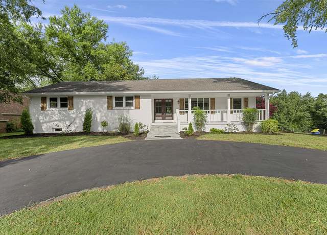 Property at 141 Ridgewood Dr, Bowling Green, KY 42103, 4 beds, 3.5 baths