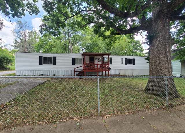 Property at 436 N 2nd St, Central City, KY 42330, 3 beds, 2 baths