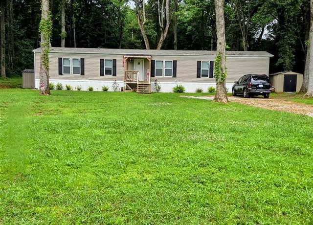 Property at 82 Mustang Dr, Scottsville, KY 42164, 3 beds, 2 baths