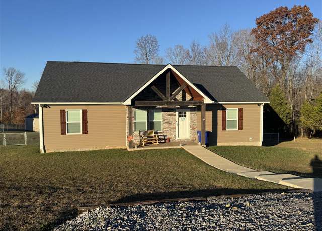 Property at 282 Halifax Rd, Scottsville, KY 42164, 3 beds, 2 baths