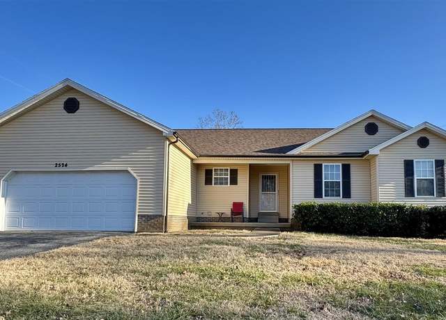 Property at 2524 Stonebridge Ln, Bowling Green, KY 42101, 3 beds, 2 baths