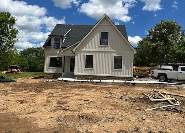 Property at 913 Upper Iron Bridge Rd, Oakland, KY 42159, 3 beds, 2.5 baths