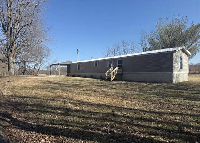 Property at 1300 Slash Rd, Glasgow, KY 42141, 3 beds, 2 baths