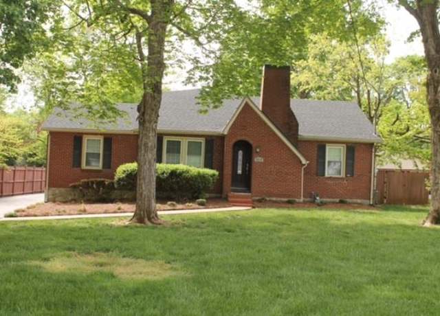Property at 828 Wakefield St, Bowling Green, KY 42103, 3 beds, 2.5 baths