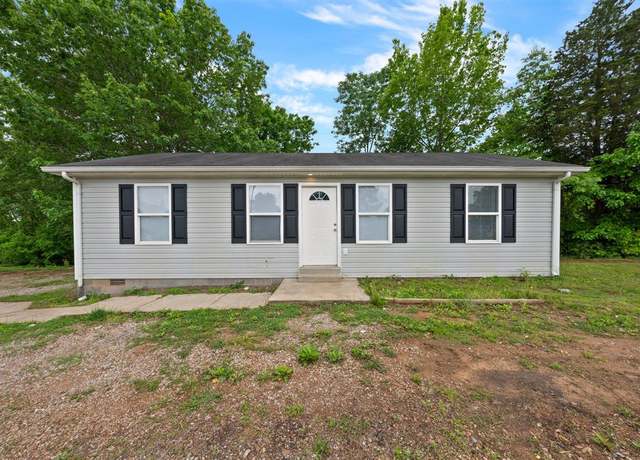 Property at 7763 Woodburn Allen Springs Rd, Alvaton, KY 42122, 2 beds, 2 baths