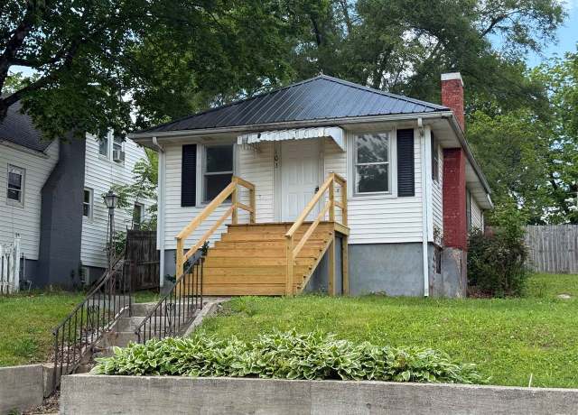 Property at 103 S Morgan St, Glasgow, KY 42141, 3 beds, 1 bath