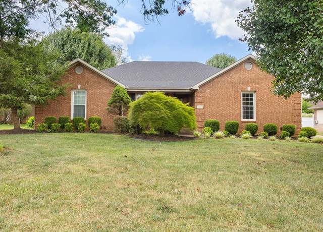 Property at 1517 Greenmeadow Ct, Bowling Green, KY 42104, 3 beds, 2 baths