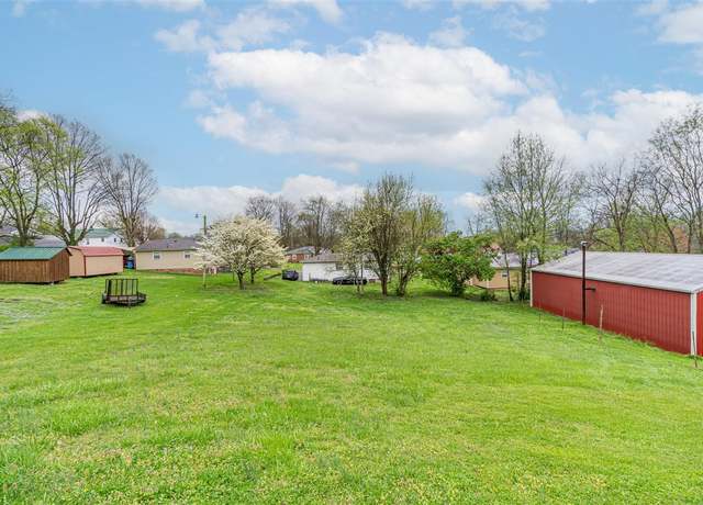 Property at 205 Lee St, Glasgow, KY 42141