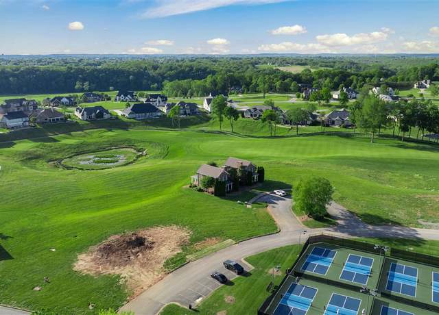 Property at 346 Club Ct, Bowling Green, KY 42103