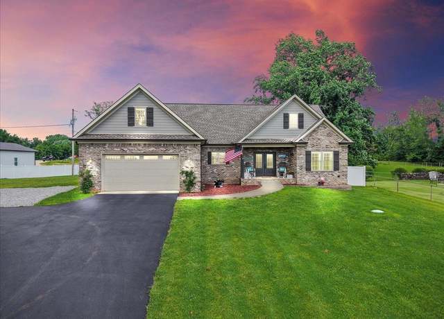 Property at 6424 Cemetery Rd, Bowling Green, KY 42103, 3 beds, 2 baths